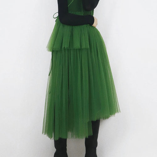Load image into Gallery viewer, Women Green Mesh Irregular Elegant Dress New Round Neck Sleeveless Loose Fit Fashion Tide Spring Summer 2025 1DF9867
