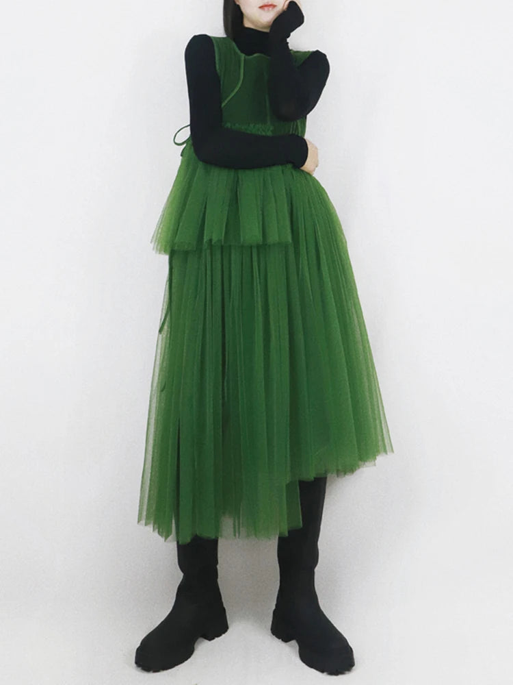 Women Green Mesh Irregular Elegant Dress New Round Neck Sleeveless Loose Fit Fashion Tide Spring Summer 2025 1DF9867