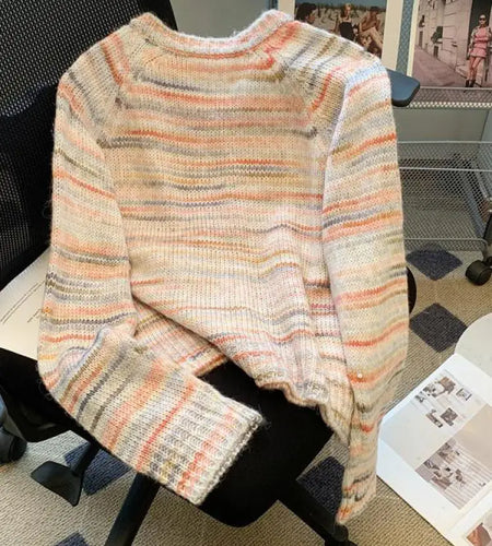 Autumn Winter Beige Stripes Gradient Long Sleeved Short Sweater Women's O-neck Single Breasted Knit Pullover Tops 2024 Thick New