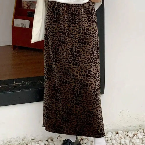 Load image into Gallery viewer, Vintage Ladies Velvet Leopard Print Elastic High Waist Holiday Party Long Skirts Autumn Winter Women Elegant Boho Skirt Popular
