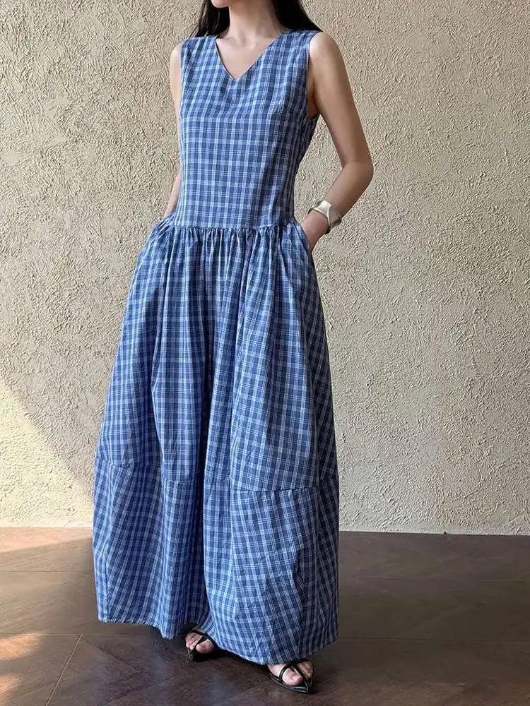 Women Dark Blue Plaid Pocket Vintage Long Elegant Vest Dress New V-Neck Sleeveless Fashion Tide Spring Summer 2025 1DJ0667