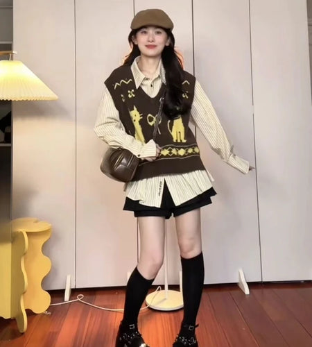 Preppy Style Sleeveless Sweater Vest Casual Vintage V-neck Pullovers Y2k Aesthetic Women Streetwear Cartoon Knitwear Waistcoat