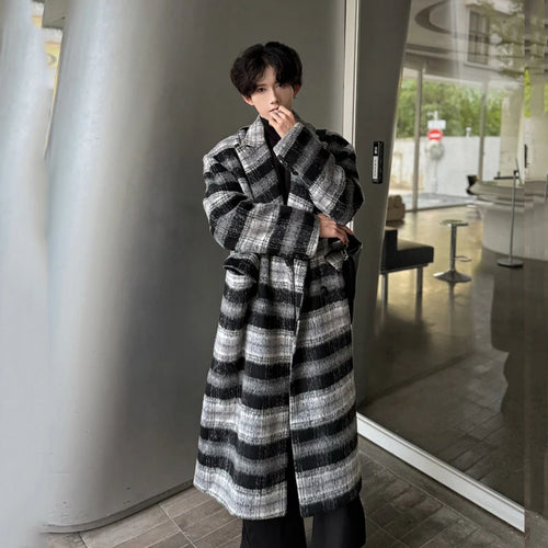 Load image into Gallery viewer, Woolen Men‘s Plaid Overcoat Pocket Fashion Double Breasted Male Contrast Color 2024 Winter New Coat Male Clothing 9C8759
