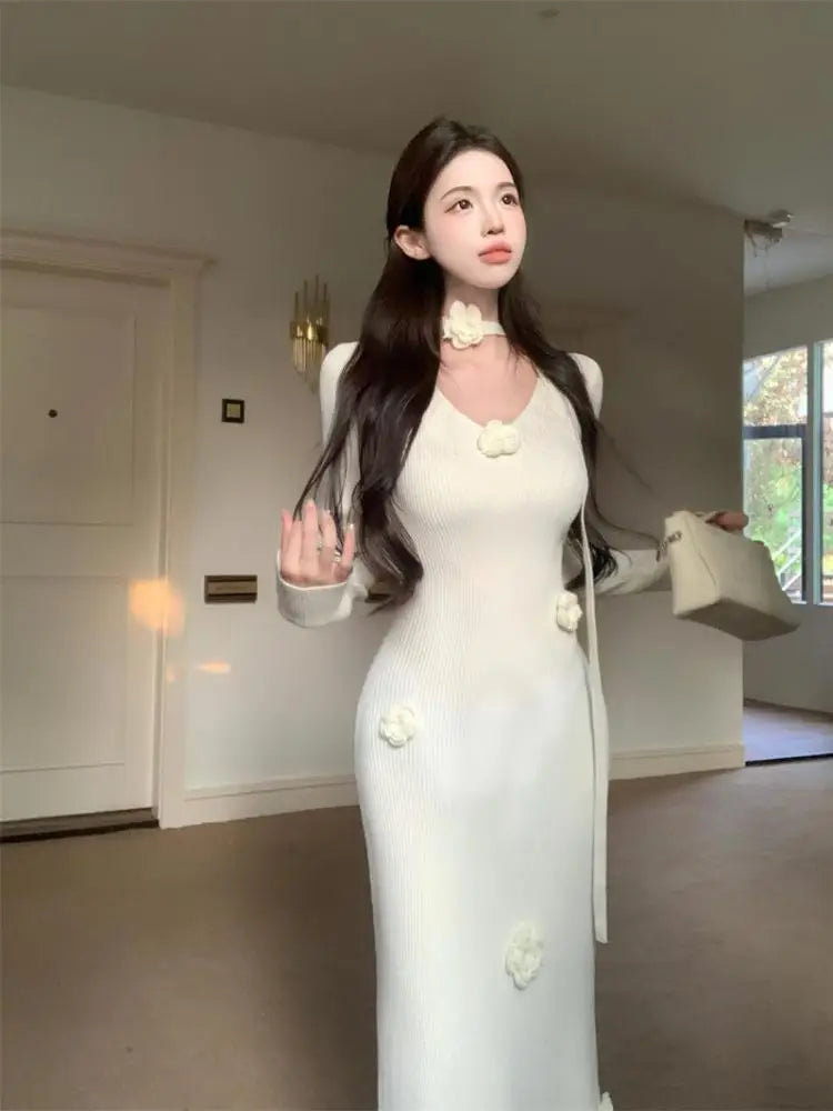 New Solid Flower Decorate V Neck Long Sleeve Knitted Dress Autumn Winter French Fashion Slim Long Sleeves Elegant Wrap Hip Dress