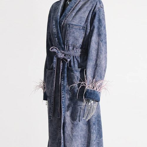 Load image into Gallery viewer, Hit Color Spliced Feathers Denim Coats For Women Lapel Long Sleeve Patchwork Sashes Loose Coat Female Fashion New
