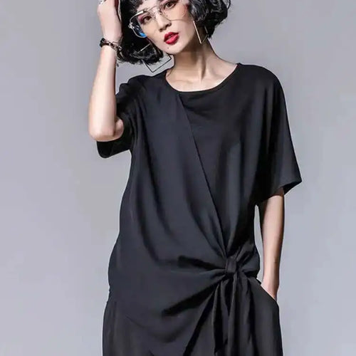 Load image into Gallery viewer, Women Black Asymmetric Chiffon Pleated Big Size T-shirt New Round Neck Short Sleeve Fashion Spring Summer 2025 1DF4730
