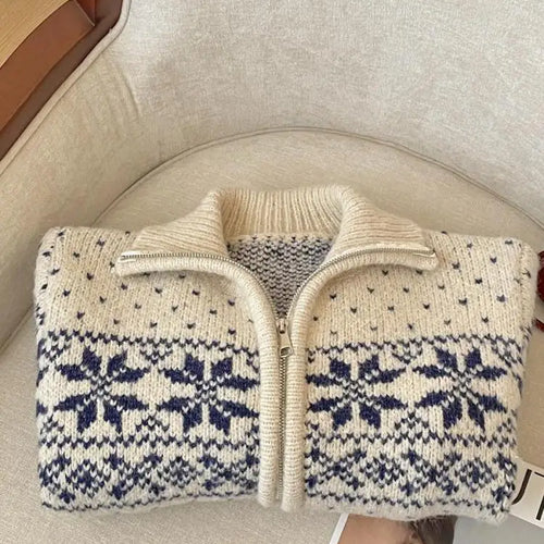 Load image into Gallery viewer, French Autumn Winter Beige Print Elegant Zipper Cardigan Short Sweater Women's Vintage 2024 New Long Sleeved Knitted Tops Trendy
