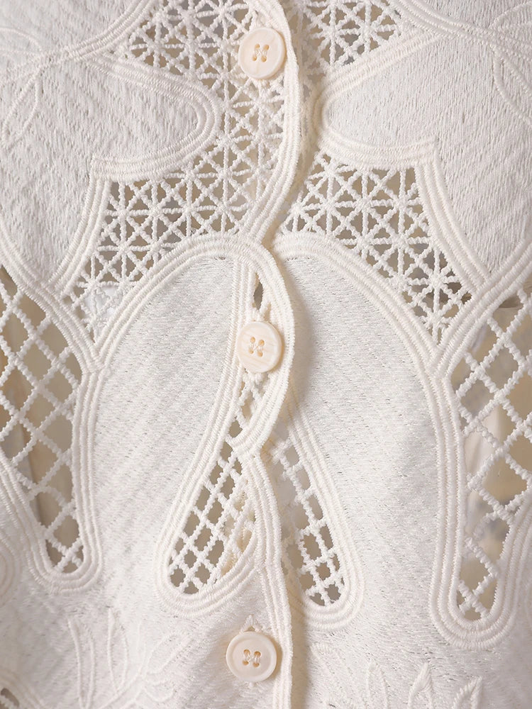 Women Beige Lace Hollow Out Big Size Elegant Blouse New V-neck Long Sleeve Shirt Fashion Tide Spring Autumn 2025 27X2858