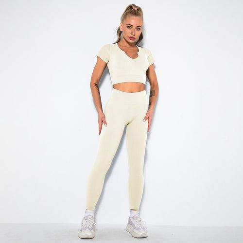 Load image into Gallery viewer, Seamless Fintess Yoga Set Sexy Sleeveless V-Neck Sports Bra Breathable Tight Hip Pants Conjuntos Deportivos Para Mujer
