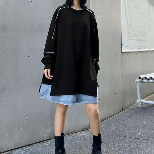 Load image into Gallery viewer, Women Black Denim Hem Zipper Big Size Casual Long T-shirt New Round Neck Long Sleeve Fashion Spring Autumn 2025 1DF6030
