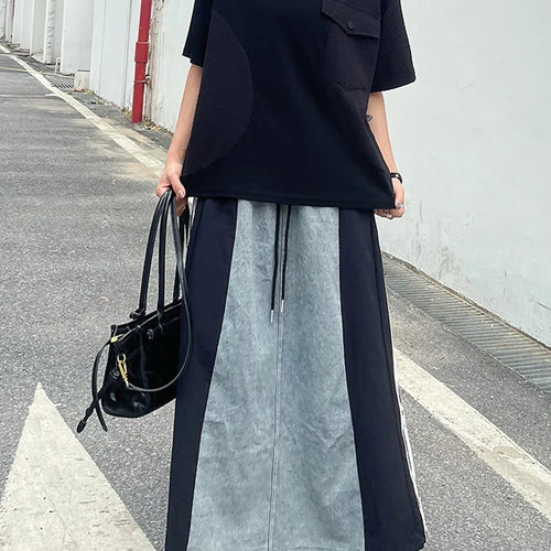 Load image into Gallery viewer, Women Black Splice Color-block Big Size Casual T-shirt New Round Neck Short Sleeve Fashion Tide Spring Summer 2025 1DJ0603
