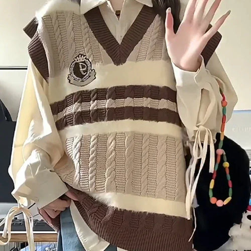 Load image into Gallery viewer, Autumn Grunge Loose Knitted Women's Tanks Casual All Match Sleeveless Pullovers Y2k Aesthetic Harajuku Streetwear Sweater Vest
