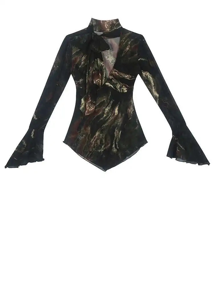 Women Geen Mesh Printed Slim Irregular Slim T-shirt New V-Neck Long Flare Sleeve Fashion Tide Spring Autumn 2025 1DH9372