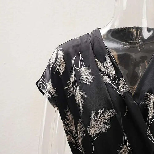 Load image into Gallery viewer, Women Beige Striped Printed Belted Elegant Midi Dress New V-Neck Sleeveless Fashion Tide Spring Summer 2025 CPG1504
