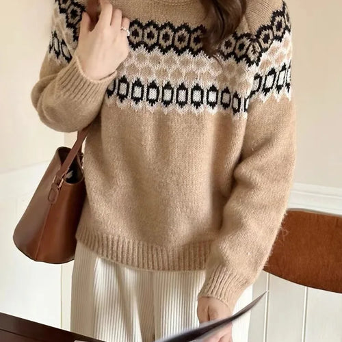 Load image into Gallery viewer, Wool Knitted Pullovers Women Christmas Ladies Ethnic Warm Sweaters Female Loose 2023 Winter New Fashion New Year Clothes C-284
