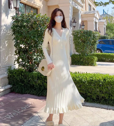 Vintage Korean White Knitted Pleated Dress Office Lady Long Sleeve Slim Sweater Dresses Elegant Midi Party Dress Autumn 2023 New