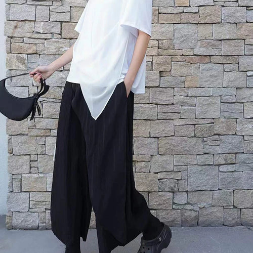 Load image into Gallery viewer, Women White Irregular Pleated Big Size Casual T-shirt New Round Neck Short Sleeve Fashion Tide Spring Summer 2025 1DJ0214
