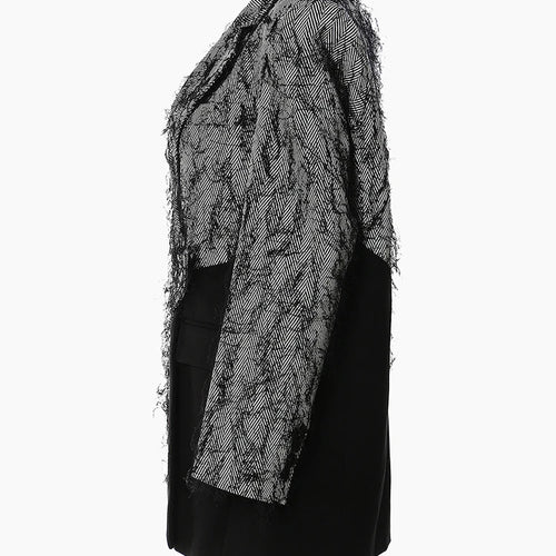 Load image into Gallery viewer, Women Black Color-block Tassels Big Size Blazer New Lapel Long Sleeve Loose Fit Jacket Fashion Spring Autumn 2025 1DH2129
