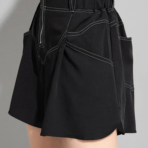 Load image into Gallery viewer, Women Black Topstitched Zipper Pocket Wide Leg Shorts New High Waist Trousers Fashion Tide Spring Summer 2025 1DJ1054
