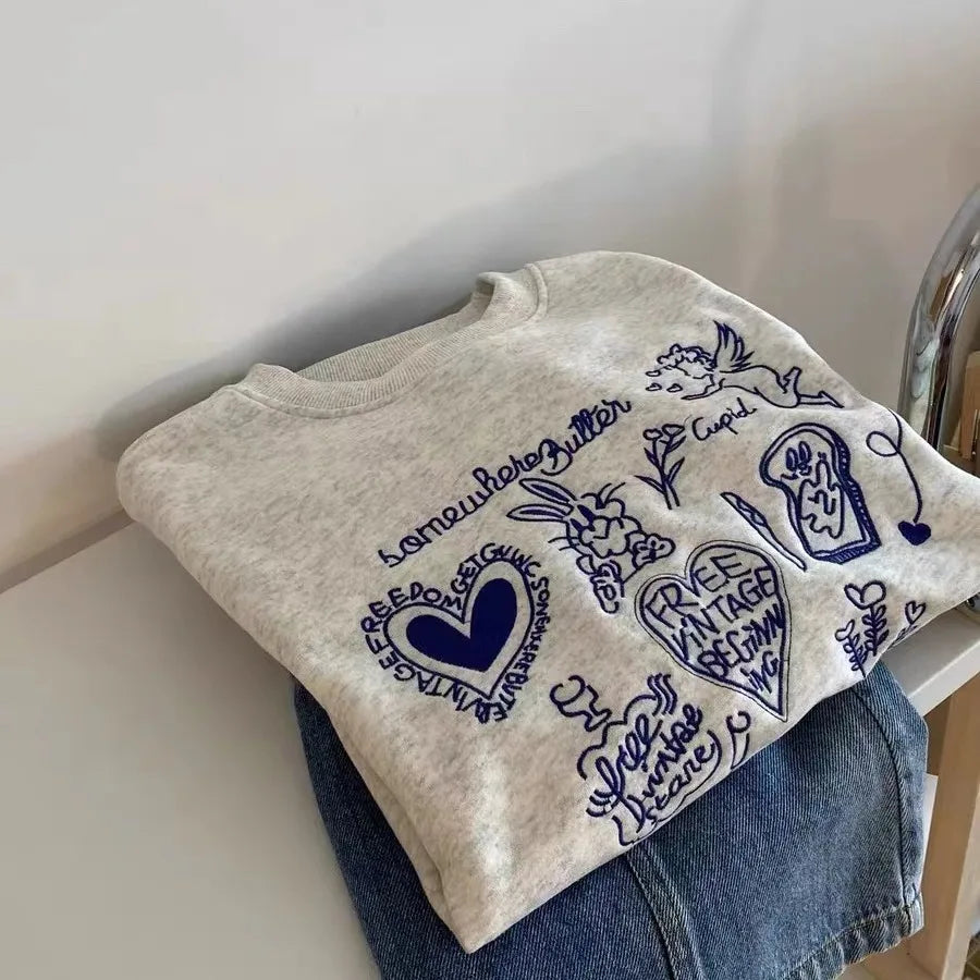 Korean Fashion Women's Gray Embroidered Round Neck Short Sweatshirts Autumn Long Sleeves Vacation Pullovers Tops Casual Popular