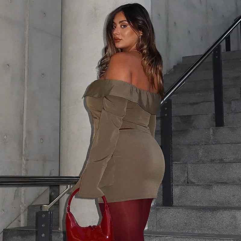 Sexy Two Piece Sets Women Off-shoulder Long Sleeve T-shirt And Mini Skirt Matching Sets Backless Sexy 2 Piece Sets