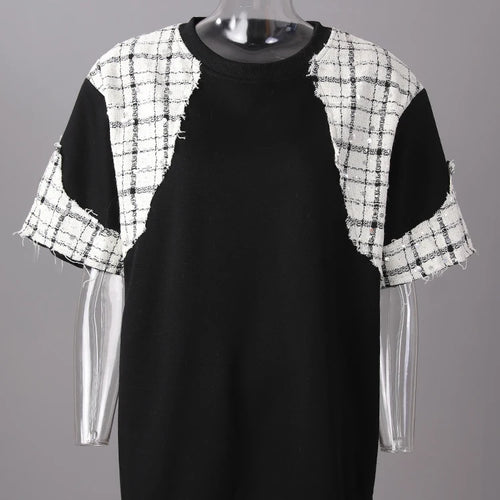 Load image into Gallery viewer, Women Black Tweed Color-block Spliced Big Size T-shirt New Round Neck Short Sleeve Fashion Tide Spring Summer 2025 CPG3061

