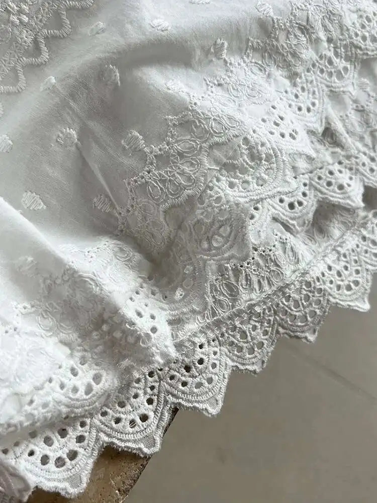 Women White Brief Slim Elegant Layers Long Cake Dress New V-Neck Long Sleeve Fashion Tide Spring Autumn 2025 1DH9982