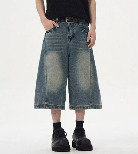 Men's Denim Shorts New Summer Washed Worn-out Design American Loose Straight Leg Cropped Pants Trendy Male Botooms 9W1694