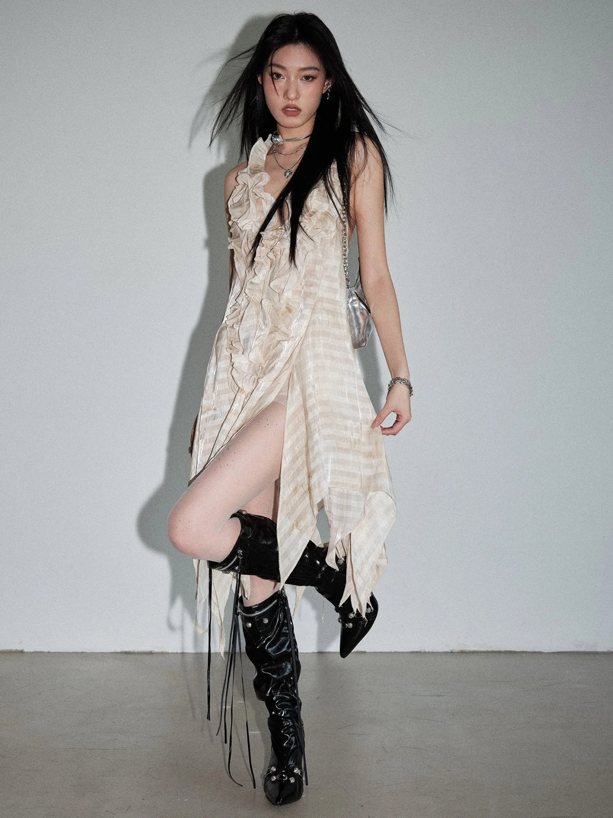 Women Apricot Printed Ruffles Irregular Backless Mini Dress New Halter Sleeveless Fashion Tide Spring Summer 2025 1DJ1462