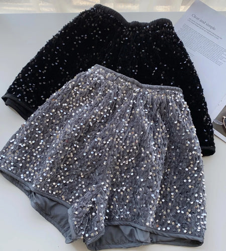 Vintage Fashion Women's Black Velvet Sequin Shorts 2025 Winter Grey Elegant High Waist Versatile Wide Leg Short Pant Ladies Chic