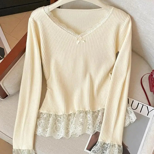 Load image into Gallery viewer, Korean Autumn Winter Sweet Patchwork Elegant Pullover Short Sweater Women's 2024 New V Neck Long Sleeved Knitted Tops Streetwear
