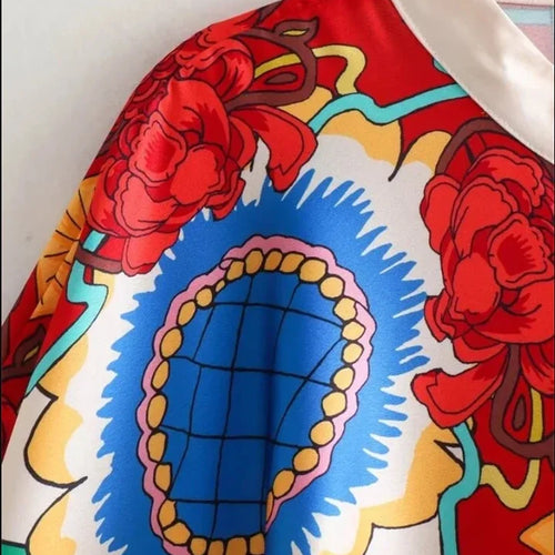 Load image into Gallery viewer, Stylish Selection Batwing Sleeves Flower Print Stand Collar Blouses Women Spring Summer High-low Buttoned Shirts Tops
