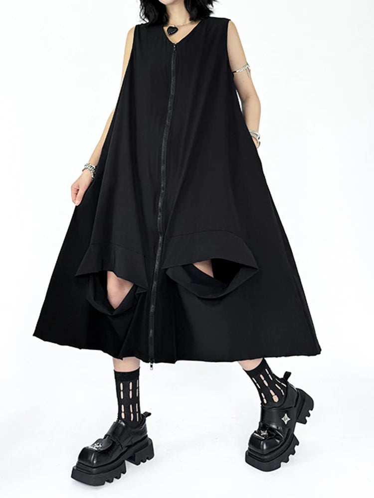 Women Black Zipper Hollow Out Big Size A-line Vest Dress New V-Neck Sleeveless Fashion Tide Spring Summer 2025 1DJ1410