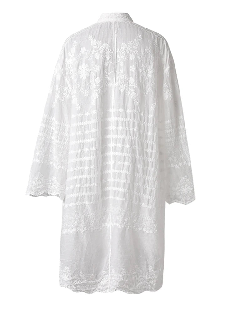 Women White Lace Perspective Big Size Long Blouse New Lapel Long Sleeve Shirt Fashion Tide Spring Autumn 2025 5C1327