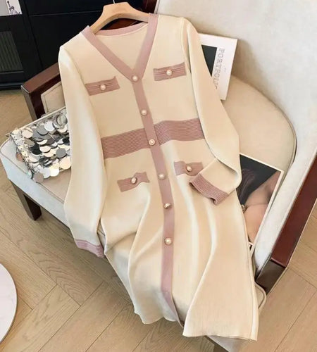 Autumn Winter Beige Single Breasted Long Sleeves Knitted Dress French Women V-neck Elegant Office Ladies Dress Casual Streetwear