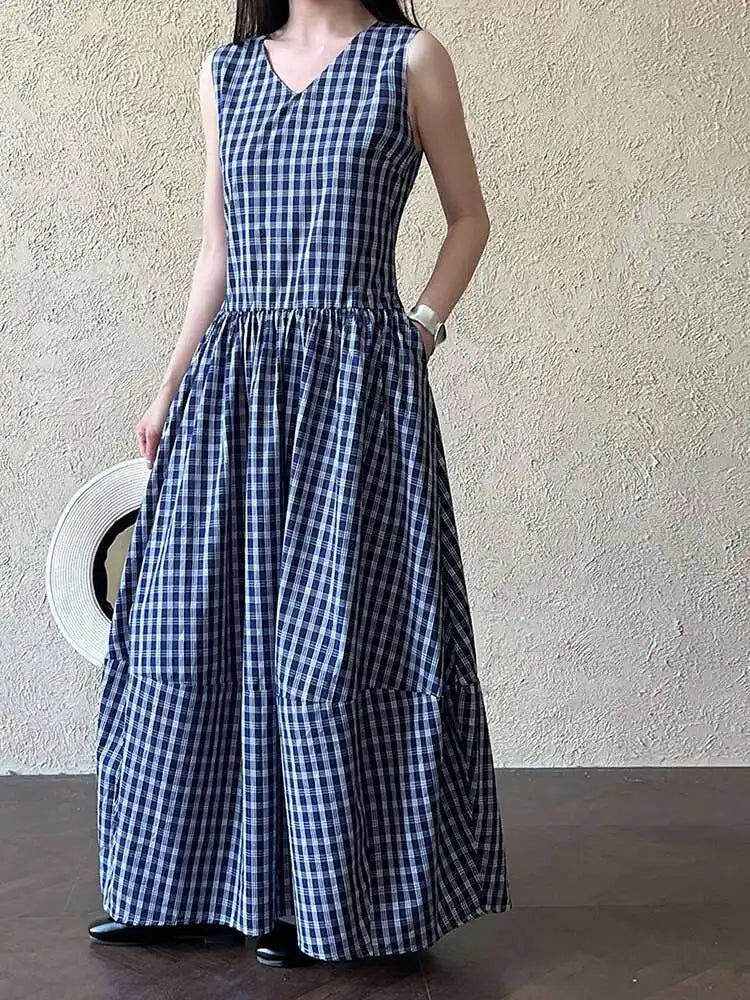 Women Dark Blue Plaid Pocket Vintage Long Elegant Vest Dress New V-Neck Sleeveless Fashion Tide Spring Summer 2025 1DJ0667