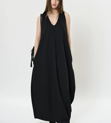 Women Black Brief Irregular Shaped Pocket Long Elegant Dress New V-Neck Sleeveless Fashion Tide Spring Autumn 2025 1DH9419