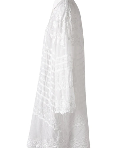 Women White Lace Perspective Big Size Long Blouse New Lapel Long Sleeve Shirt Fashion Tide Spring Autumn 2025 5C1327