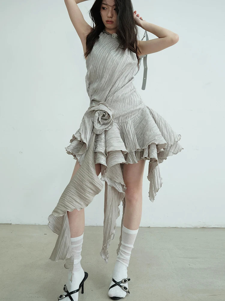 Women Gray Three-dimensional Flower Ruffles Mini Dress New Round Neck Sleeveless Fashion Tide Spring Summer 2025  1DJ0678