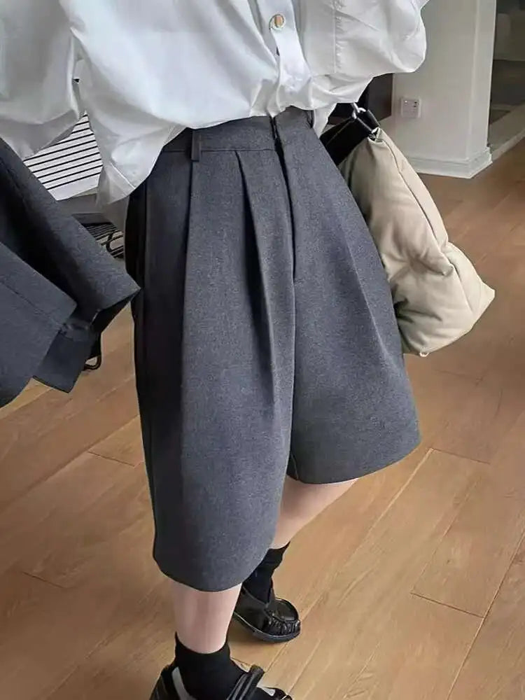 Women Gray Pleated Pocket Elegant Casual Wide Leg Shorts New High Waist Trousers Fashion Tide Spring Summer 2025 1DH4866