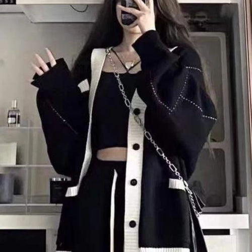 Load image into Gallery viewer, Harajuku Patchwork Simple Cardigan Women Loose V-neck Pocket Streetwear Knitted Female Cardigans Coat Y2k Aesthetic 2025 Autumn
