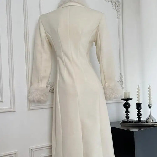 Load image into Gallery viewer, Autumn White Women&#39;s Winter Plush Double-sided Woolen Coat 2024 New Vintage Temperament Double-breasted Medium Long Jacket Trend
