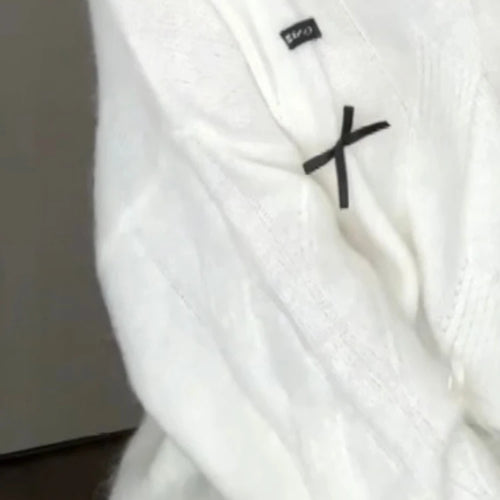 Load image into Gallery viewer, Y2k Aesthetic Hole Autumn Women Sweaters Casual Loose Bow Grunge Knitted Simple Pullovers 2025 Harajuku Solid Tops Pull Femme
