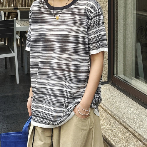 Load image into Gallery viewer, Women Black Coffee Striped Thin Knitting T-shirt New Round Neck Short Sleeve Fashion Tide Spring Summer 2025 1DJ1529
