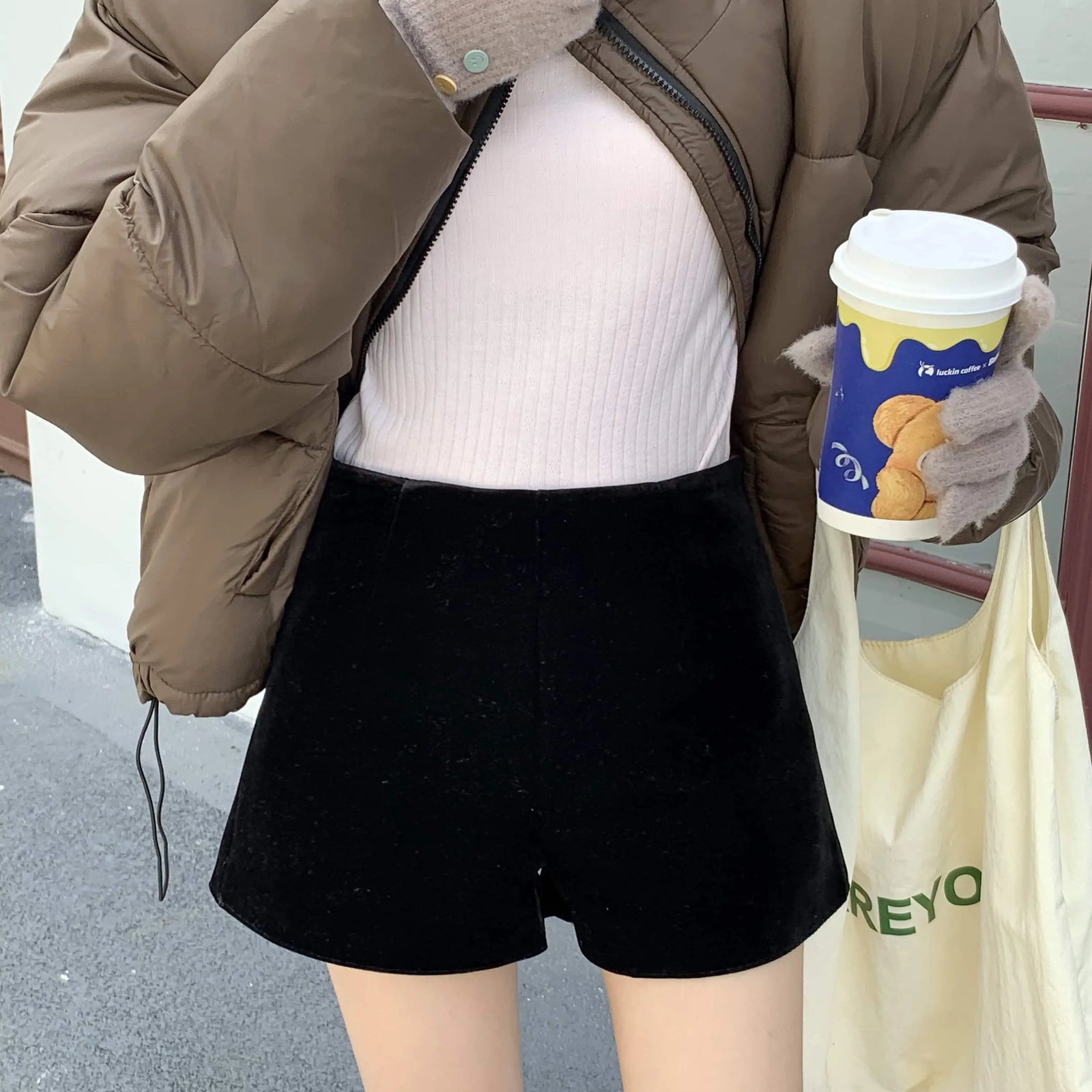 Korean Fashion Women Black High Waist Velvet Shorts Autumn And Winter Chic Lady Casual Brown Short Pant Simplicity Trend Popular
