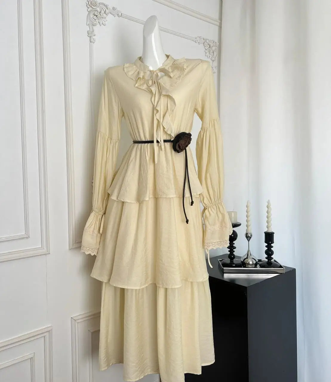 French Fashion Women's Beige Lace Long Sleeve Ruffles Lace-up Dress 2024 Autumn Vintage New High Waist Pleated Cake Dress Simple