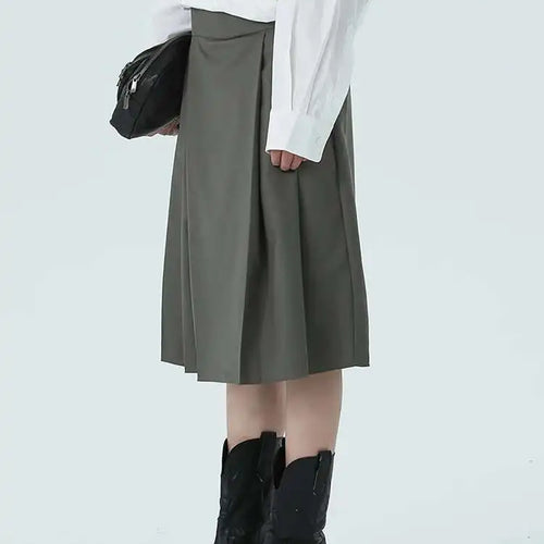 Load image into Gallery viewer, High Waist Gray Green Irregular Pleated Casual Knee Length Pants New Trousers Women Fashion Spring Autumn 2025 1DH4952
