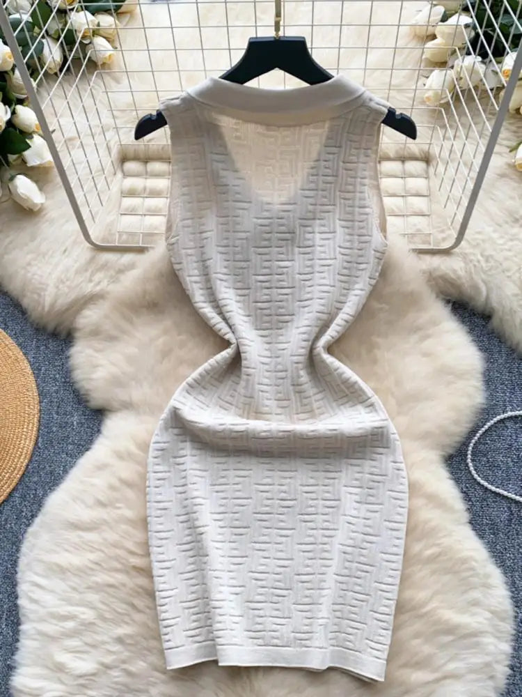 Summer Beige V-neck Sleeveless Slim Knitted Sexy Mini Dresses Women Korean Fashion Button Wrap Hip Short Dress Office 2024 New
