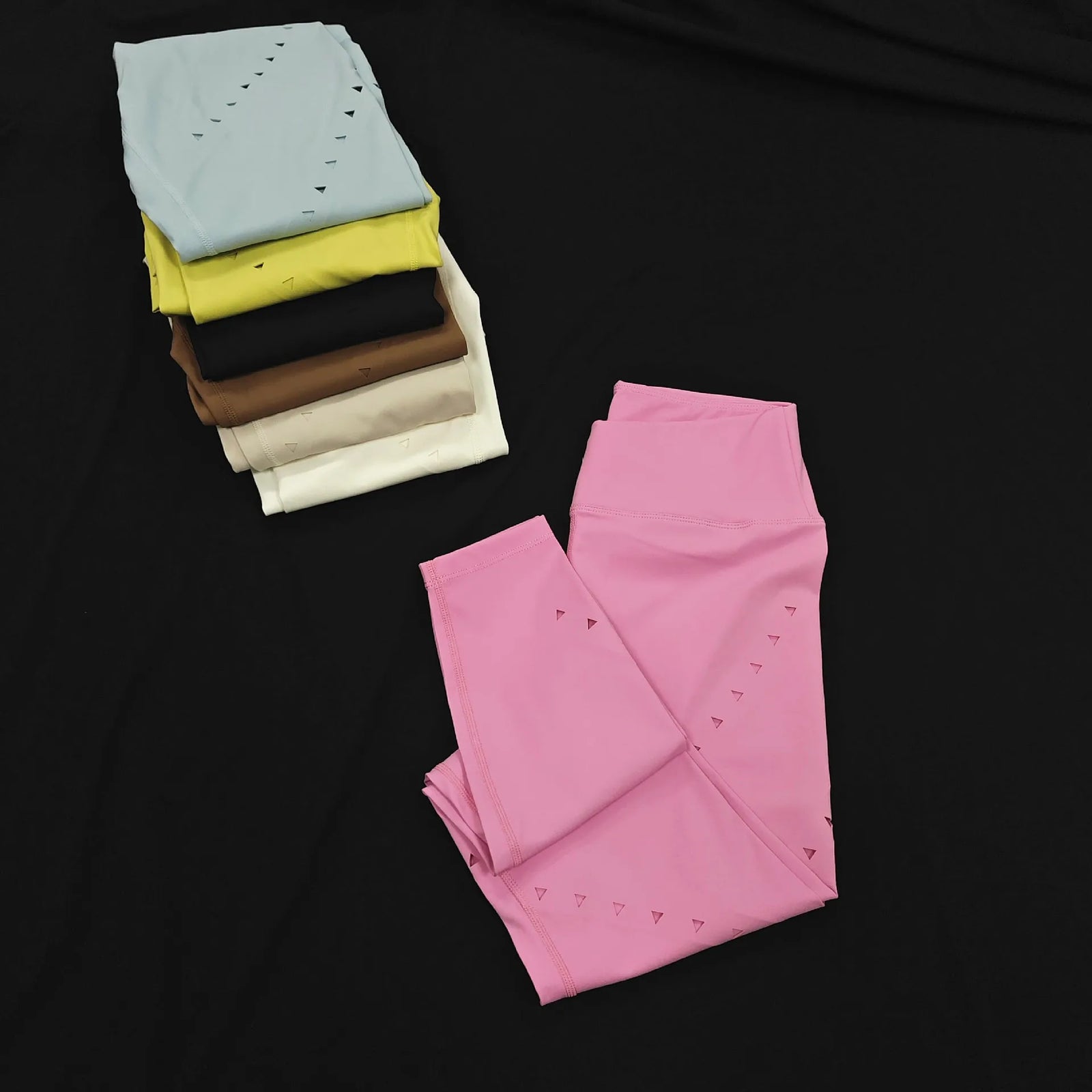 Slim Fit Yoga Pants Triangle Hole High Waist Pilates Training Breathable Quick-Drying Leggings Workout