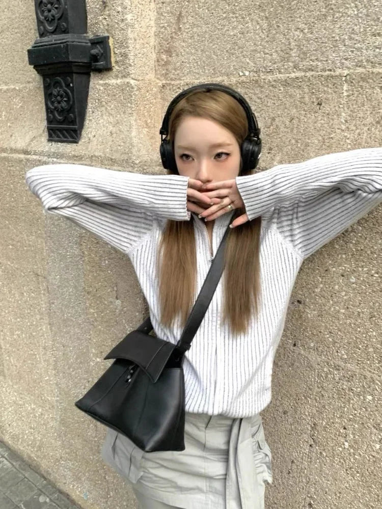 Vintage Zip Up Cardigan Womens Coats Korean Knitted Streetwear Stand  Collar Sweaters 2025 Slim All Match Striped Y2k Jackets